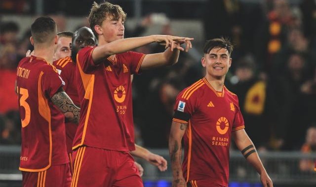 开云官网-穆里尼奥听了怎么想？德罗西：罗马很强大，才华横溢