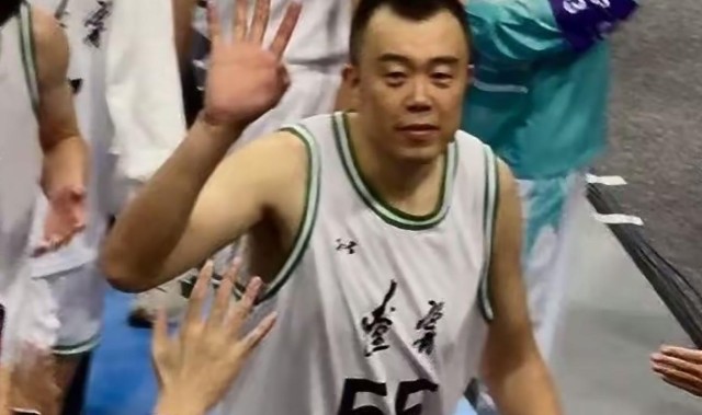 开云体育-辽宁日报：原辽篮队长韩德君有望加入“东北超”沈阳队