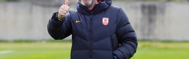 开云APP-气温骤降！长春亚泰低温备战保级战