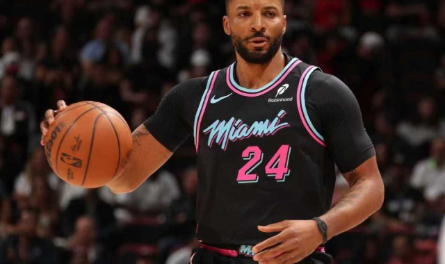 开云官网-鲍威尔34+9三分生涯新高 热火大胜送鹈鹕7连败稳居西部倒数第一