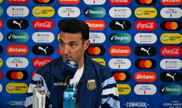 开云官网-斯卡洛尼：比赛方式不会变 希望迪马利亚完美告别