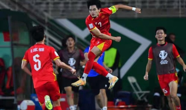 开云入口-越南球员阮廷北贡献4粒进球和2次助攻获U23亚洲杯金靴奖