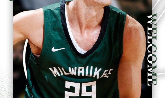 官方：雄鹿签下科马克·瑞恩，夏季联赛场均11.8分