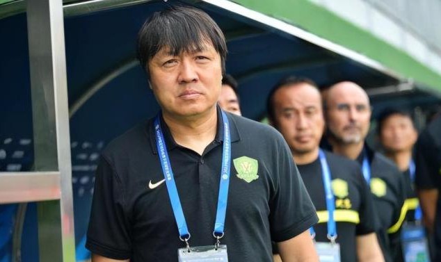 开云APP-谢峰是辞职还是被下课？ 再次分道扬镳或是种解脱