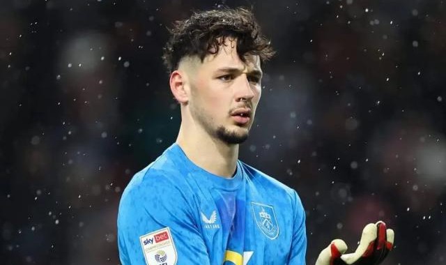 纽卡再遭截胡，曼城2700万重获青训“门”徒特拉福德