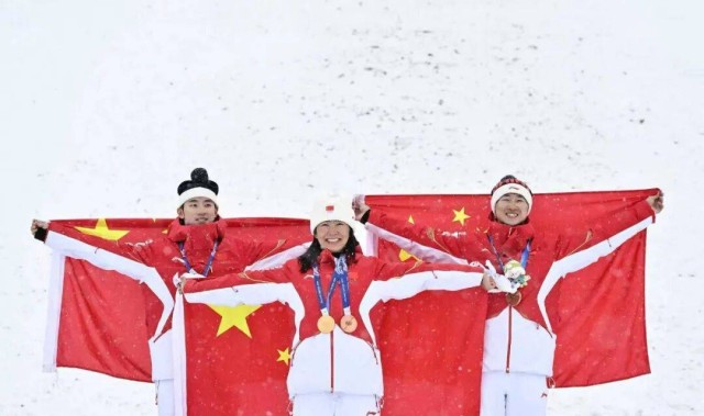 开云入口-新周期奥运首秀，李宁的新连接