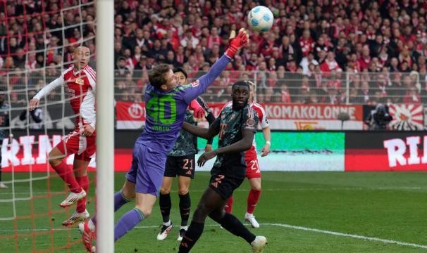 从赢不了强队到不会虐菜？孔氏拜仁酝酿下一波反攻