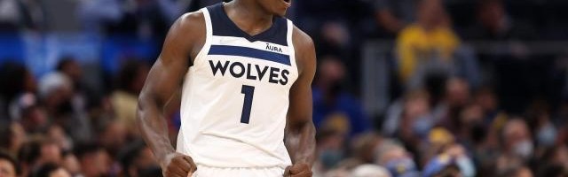 开云入口-爱德华兹今夏挥汗如雨 补齐三大短板叩开巨星之门